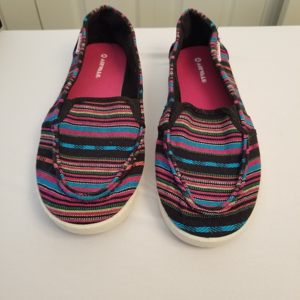 Airwalk Womens Multi Color Striped Slip On Loafers Woven Textile Shoes Size 8